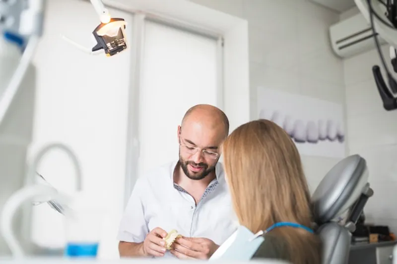 precio implante dental, cómo determinar el costo de tu tratamiento